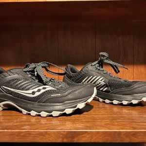 Brand new black/grey mens Saucony sneakers
